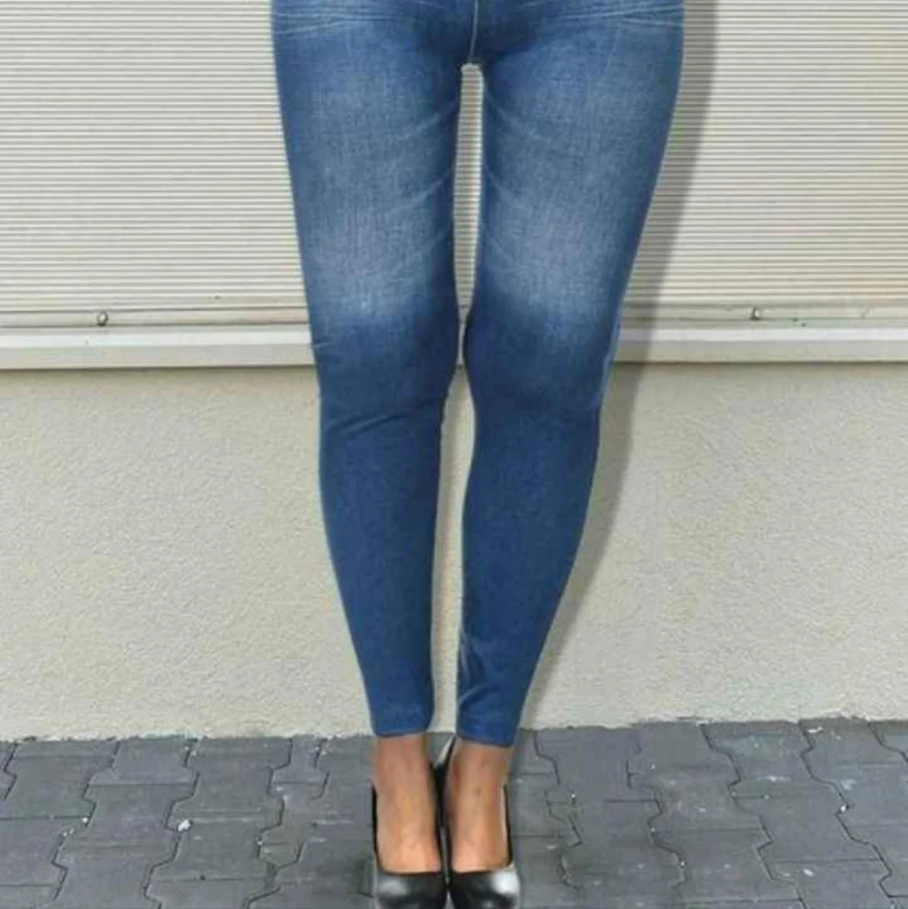 Women's New Without Tags Blue Seamless Stretch jeggings. Sizes S and M - Picture 1 of 3